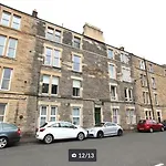 Charming Leith Retreat - Walk To The Shore * إدنبرة
