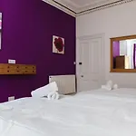 Lovely 3 Bdrm By Meadows 아파트 *