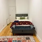Luxurious Victorian 3 Bed Flat In The Heart Of אדינבורו