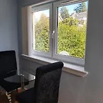Habitación en casa particular The Retreat Edinburgh, 2-minute Walk To Bus Stop Edimburgo