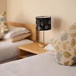 Bed & Breakfast Garfield Edinburgh