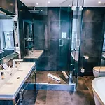 The On The Mile Hotel Edinburgh