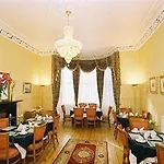 Menzies 아파트 *