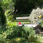 Alba House Πανσιόν 3*