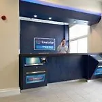 ホテル Travelodge Queen Street