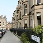 South Learmonth Gardens *