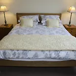The Learmonth Hotel 2*