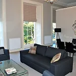 Destiny Scotland - Q-residence * Edinburgh