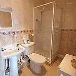 Castle Street 3*