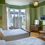 Pensjonat Cluaran House 4*