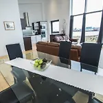 Ocean Serviced Edimburgo