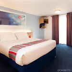 فندق Travelodge Waterloo Place
