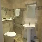 Castle Street אדינבורו