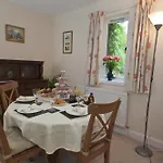 Alba House 3*