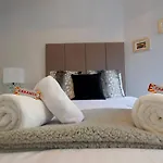 Διαμέρισμα Joivy Unique Old Town Under Castle