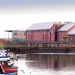 Premier Leith Waterfront ホテル