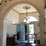 Park View House 3*