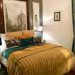 The Jeffrey Street Retreat