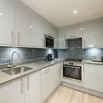 Fountain Court - Grove 4*
