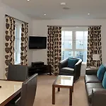 Fountain Court - Grove Apartahotel