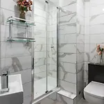 Spacious Newly Refurbished Appartement Edinburgh