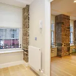 Joivy Elegant At The Heart Of The Royal Mile * Edinburgh