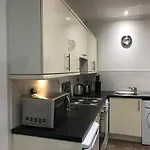 Fountain Court - Grove Apartahotel 4*
