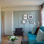 Abbey Apartments, At Holyrood Lejlighedshotel