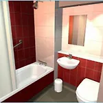 Travelodge Waterloo Place 3* إدنبرة