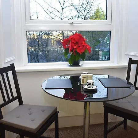 Apartment Angle Park Terrace - Charming 1 Bed With Easy City Access