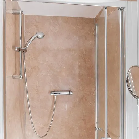 Aynetree Casa de hóspedes 3*