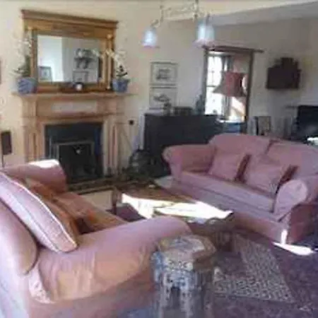 Spylaw Bank House 3*