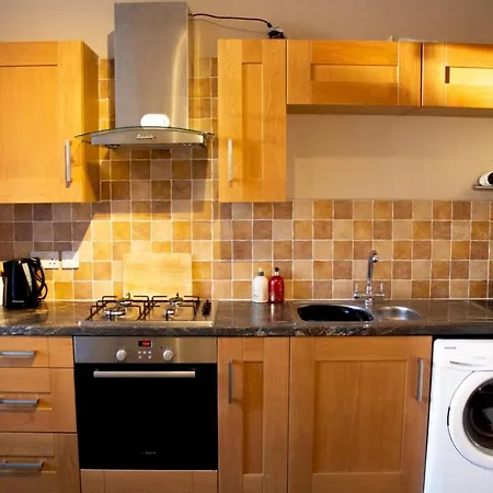 Appartamento Stylish 3 Bedroom Flat In Historic West End Location *