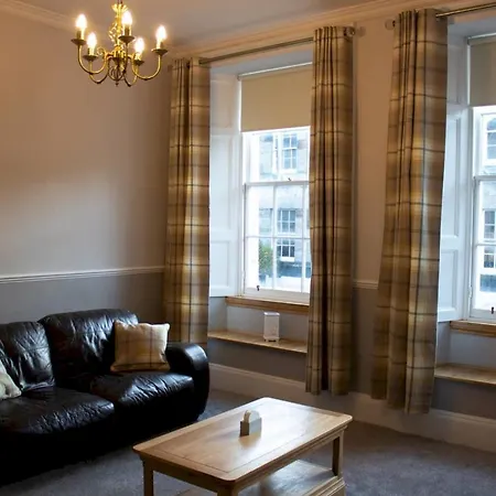 Appartamento Stylish 3 Bedroom Flat In Historic West End Location *