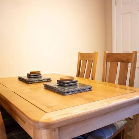 Appartamento Stylish 3 Bedroom Flat In Historic West End Location Edimburgo