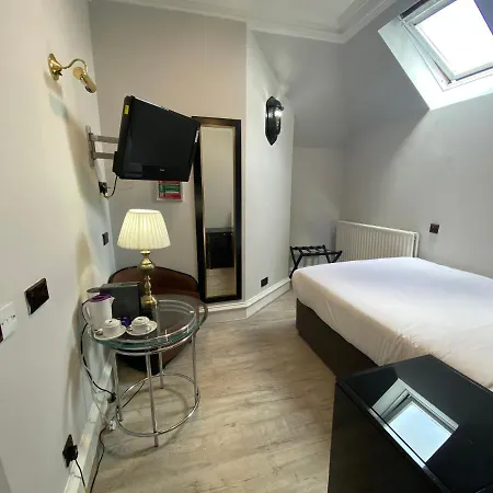 No6 West Coates 3* Edimburgo