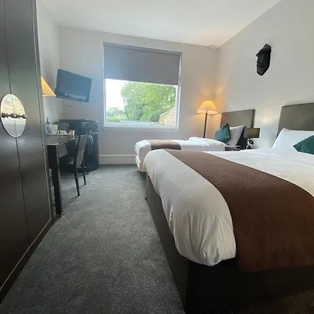 No6 West Coates Hotel 3*