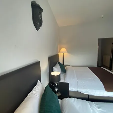 No6 West Coates Hotel 3*