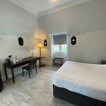 No6 West Coates 3* Edimburgo