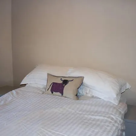 Appartamento Stylish 3 Bedroom Flat In Historic West End Location *
