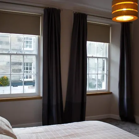 Appartamento Stylish 3 Bedroom Flat In Historic West End Location *