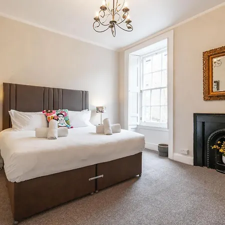 The St Patrick Square Apartamento