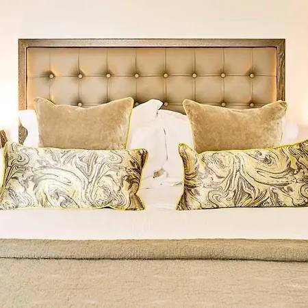 Black Ivy 4* Edimburgo