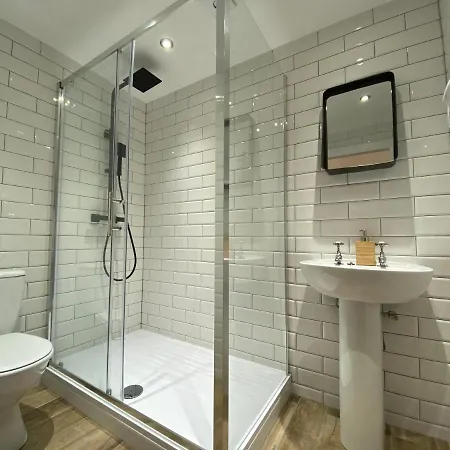 Queen Street Boutique