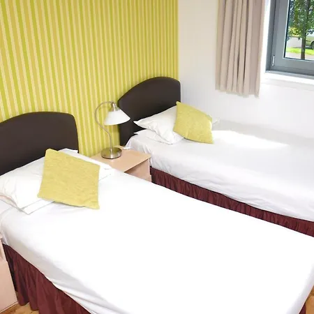 Daire 2 Bedroom 4 Persons With Free Parking Edinburgh