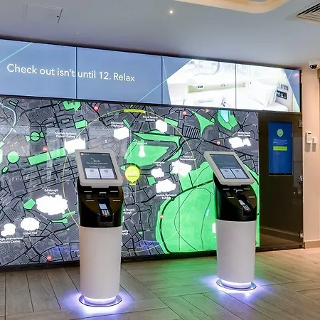 ホテル Hub By Premier Royal Mile エディンバラ