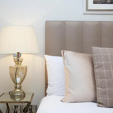 아파트 Joivy Modern And Airy Flat On The Historic Royal Mile *