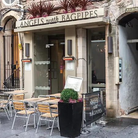 Luxury Royal Mile Retreat * Edinburgh