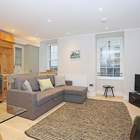 Joivy Modern And Airy Flat On The Historic Royal Mile 아파트 에든버러