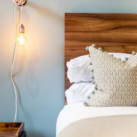 The Bruntsfield Apartment *